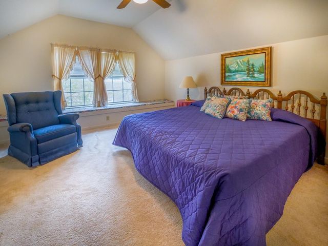 1505 Prairie Valley Road, West Point, TX 78963