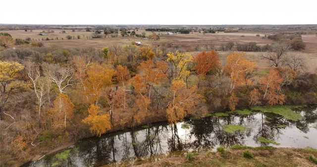 1505 Prairie Valley Road, West Point, TX 78963