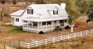 1505 Prairie Valley Road, West Point, TX 78963