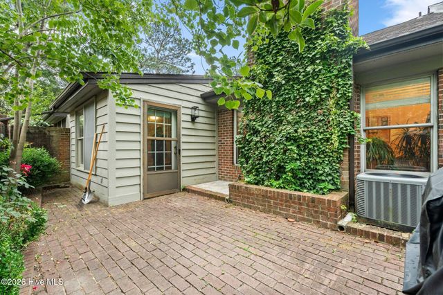 2203 Jumpin Run Drive, Wilmington, NC 28403