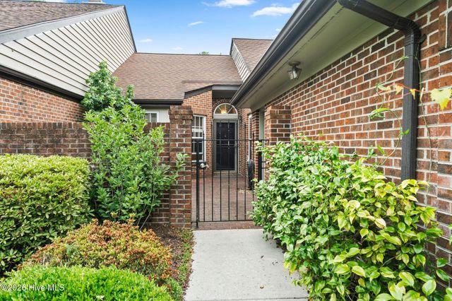 2203 Jumpin Run Drive, Wilmington, NC 28403