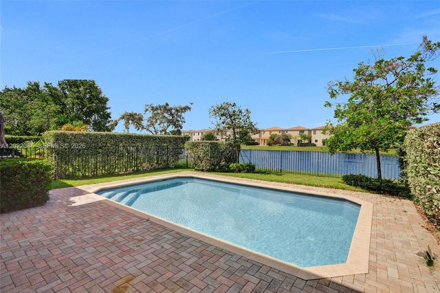 643 NE 191st Terrace, Miami, FL 33179