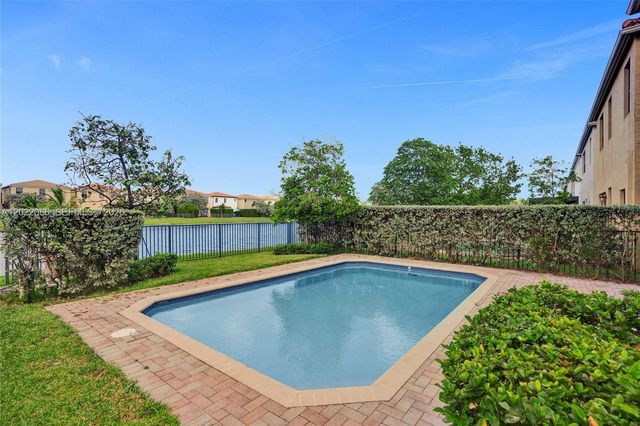 643 NE 191st Terrace, Miami, FL 33179