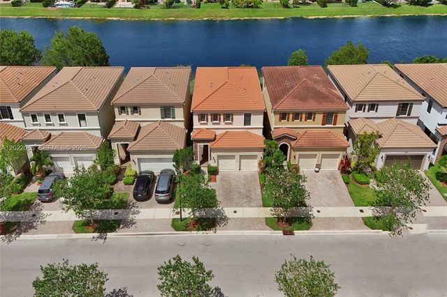643 NE 191st Terrace, Miami, FL 33179