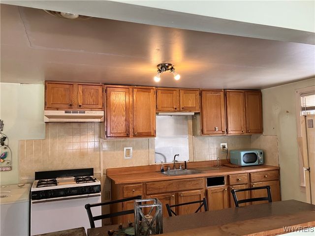 215 West Sterling Avenue, Evans, NY 14006