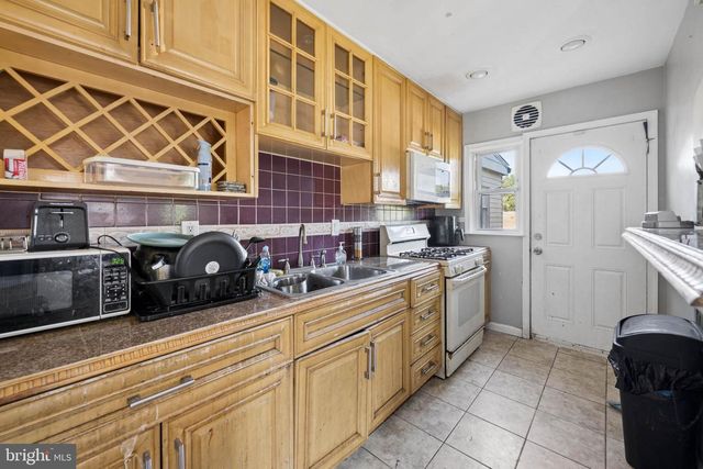 5901 PLUMER AVE, Baltimore, MD 21206