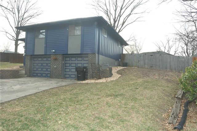 2944 Iva Court S, Independence, MO 64057