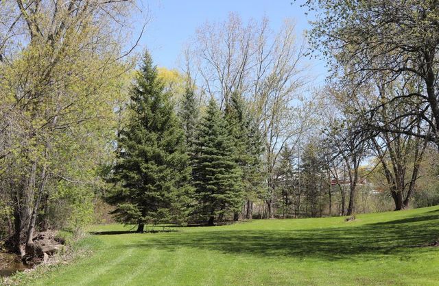 N422 DONS DRIVE, Appleton, WI 54915