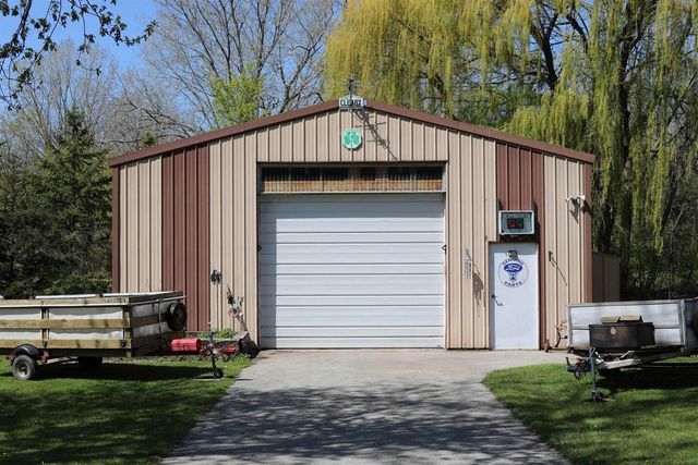 N422 DONS DRIVE, Appleton, WI 54915