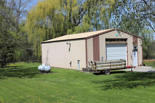 N422 DONS DRIVE, Appleton, WI 54915