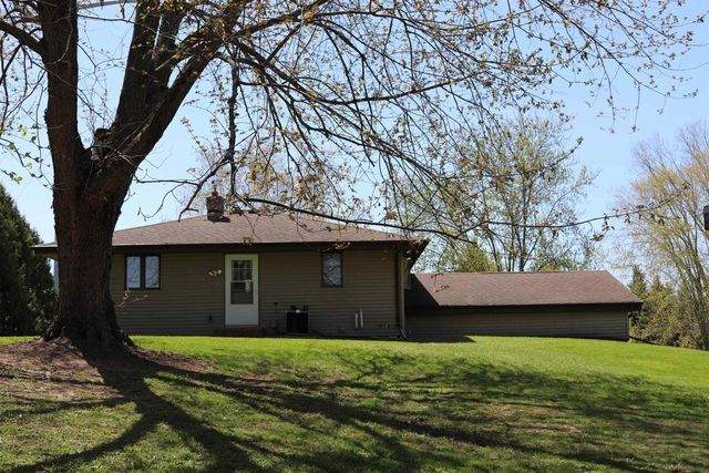 N422 DONS DRIVE, Appleton, WI 54915