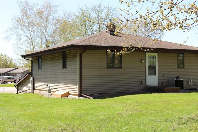 N422 DONS DRIVE, Appleton, WI 54915