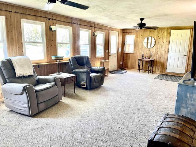 N422 DONS DRIVE, Appleton, WI 54915
