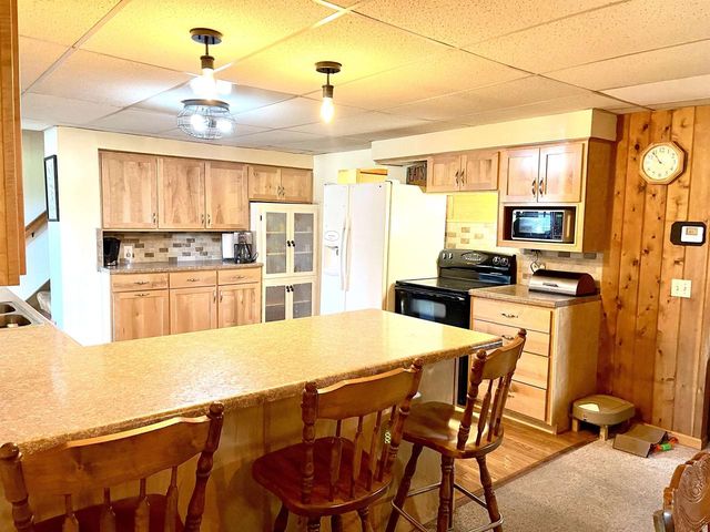 N422 DONS DRIVE, Appleton, WI 54915