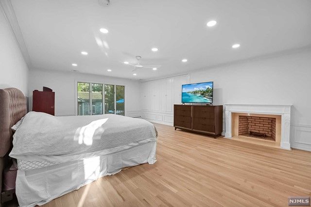 2 Toboggan Ridge Road, Saddle River, NJ 07458