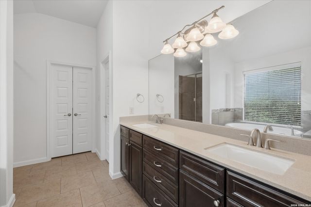 13826 Oakview Cove, San Antonio, TX 78249