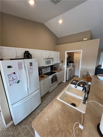 3446 NE 10th AVE, Cape Coral, FL 33909