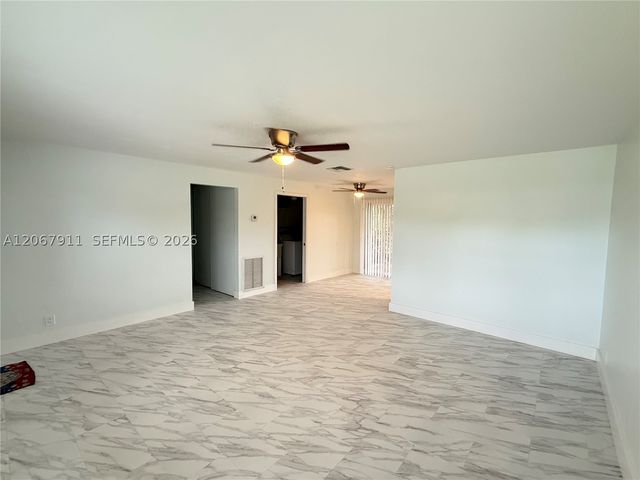 3558 Everglades Rd, Palm Beach Gardens, FL 33410