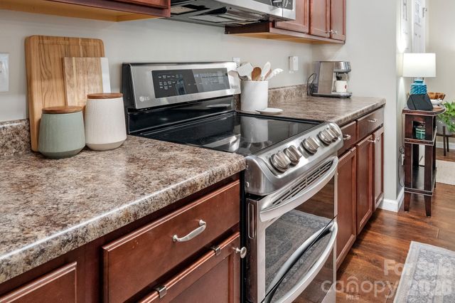 1631 Hooper Court, Charlotte, NC 28212