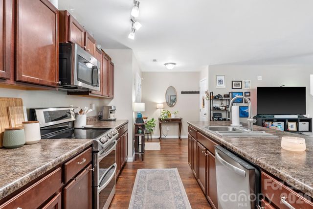 1631 Hooper Court, Charlotte, NC 28212