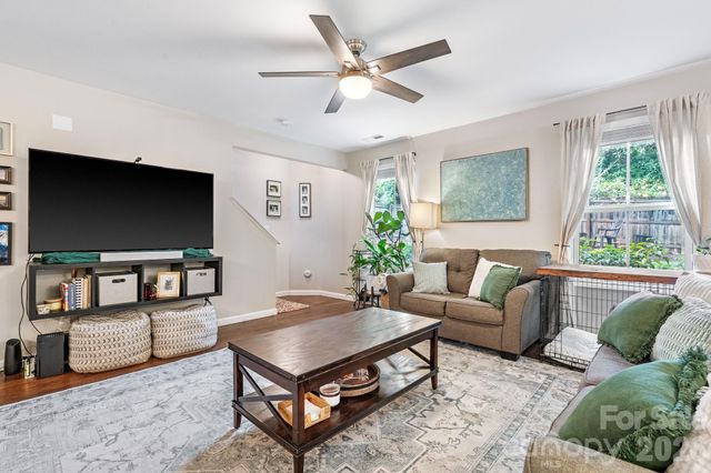 1631 Hooper Court, Charlotte, NC 28212