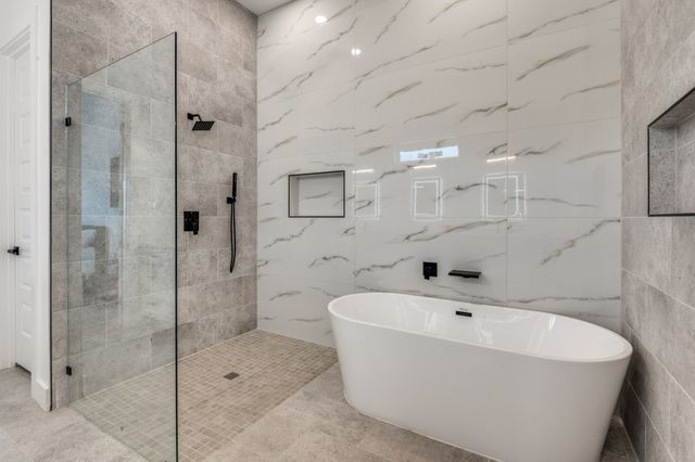 2808 Guymon Street, Dallas, TX 75212