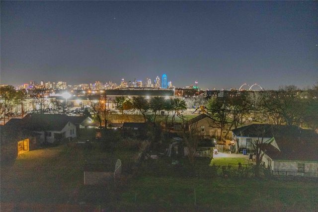 2808 Guymon Street, Dallas, TX 75212