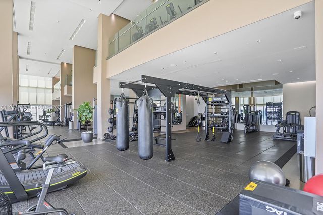 1850 S Ocean Dr 805, Hallandale Beach, FL 33009