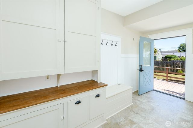 1205 S Cherry Street, Port Angeles, WA 98362