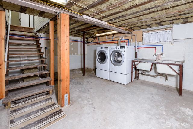 1205 S Cherry Street, Port Angeles, WA 98362