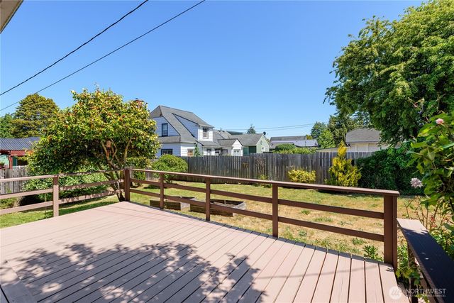 1205 S Cherry Street, Port Angeles, WA 98362