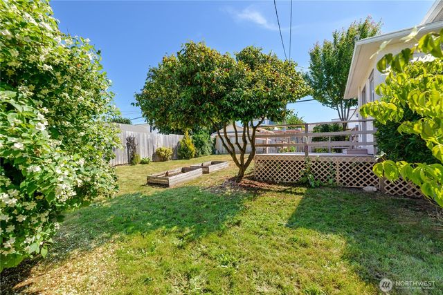 1205 S Cherry Street, Port Angeles, WA 98362