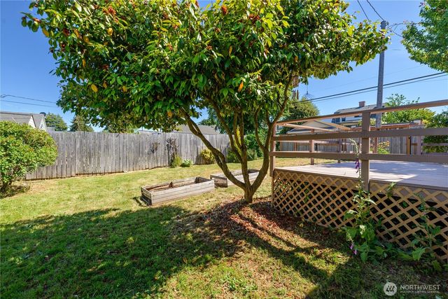 1205 S Cherry Street, Port Angeles, WA 98362