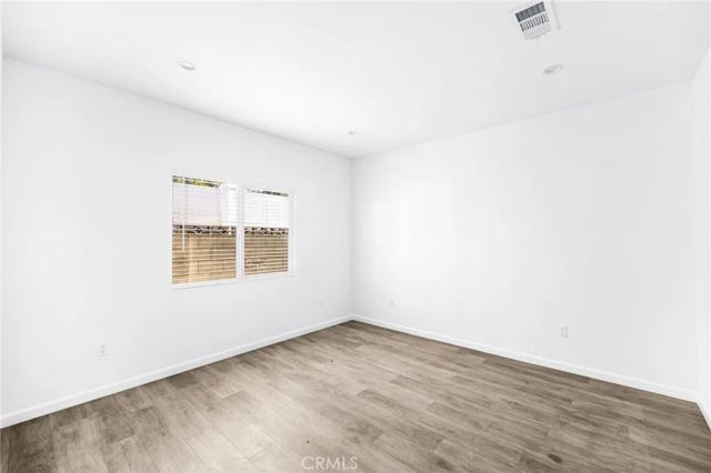 7044 White Oak A, Van Nuys, CA 91406