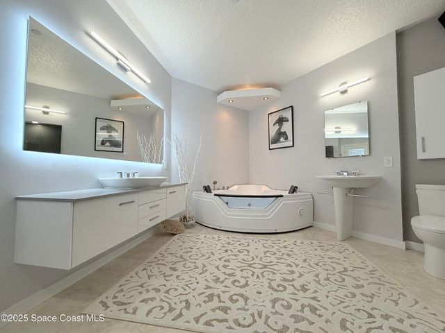 3880 N A1a 104, Hutchinson Island, FL 34949