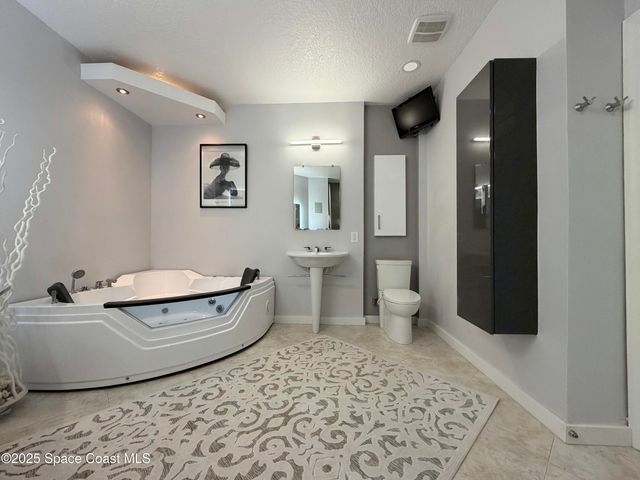 3880 N A1a 104, Hutchinson Island, FL 34949