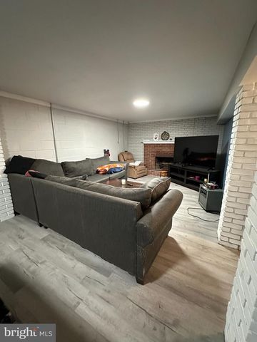 13524 CHERRY TREE CIR, Hagerstown, MD 21742