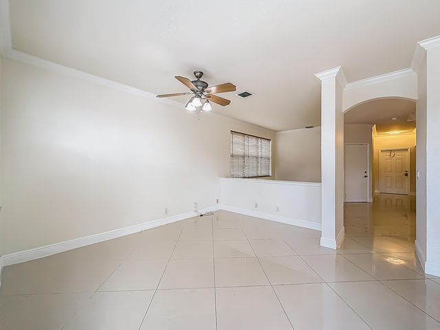 3990 NW 92nd Avenue, Sunrise, FL 33351
