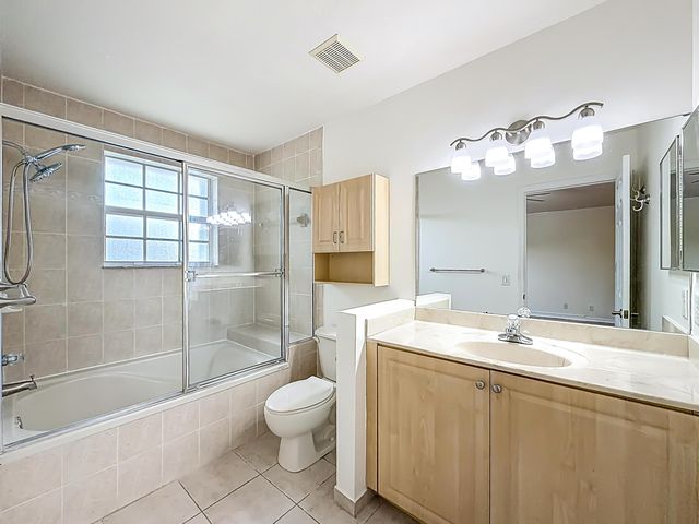 3990 NW 92nd Avenue, Sunrise, FL 33351