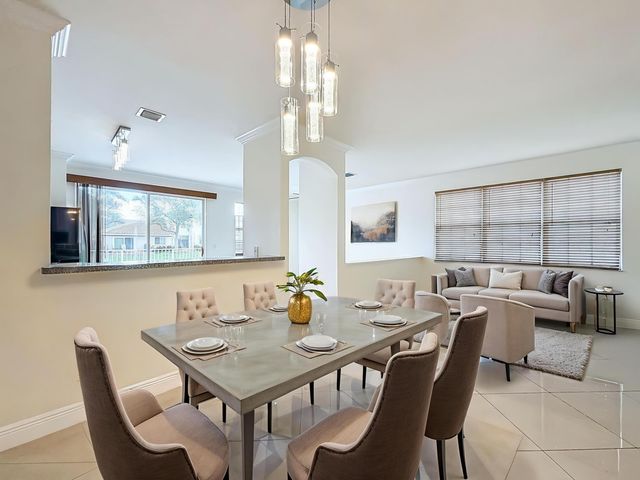 3990 NW 92nd Avenue, Sunrise, FL 33351