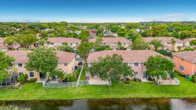 3990 NW 92nd Avenue, Sunrise, FL 33351