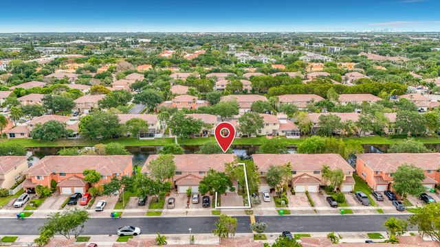 3990 NW 92nd Avenue, Sunrise, FL 33351