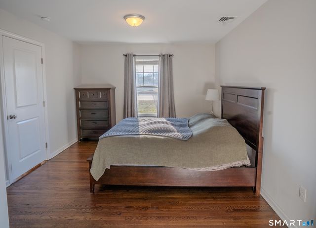 348 Buckingham Avenue, Milford, CT 06460