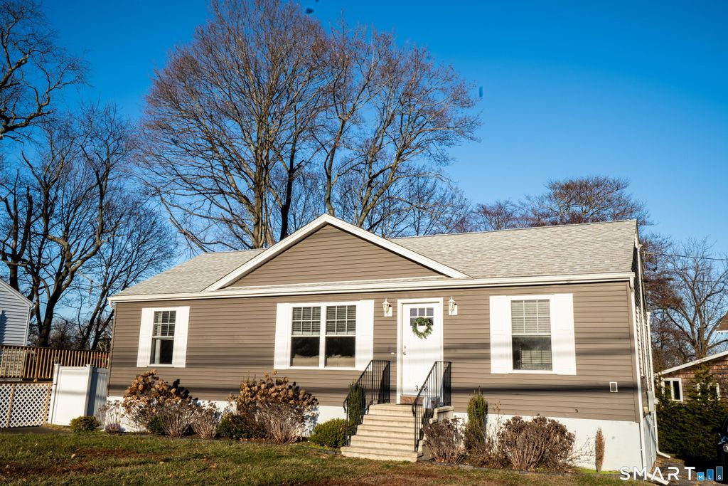 348 Buckingham Avenue, Milford, CT 06460