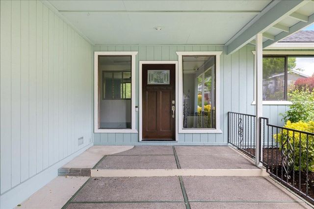 2981 Rosewood Street, Medford, OR 97504