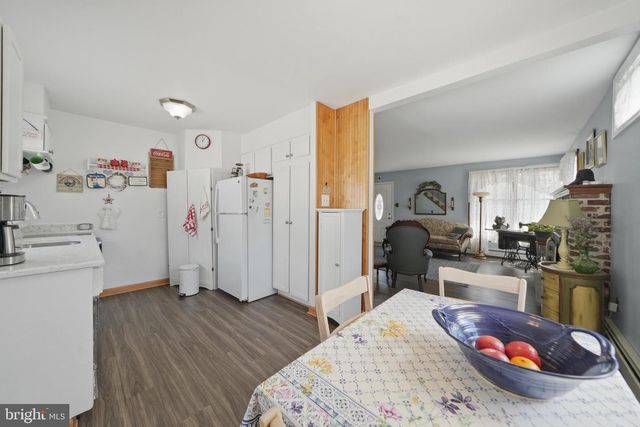 1323 MORTON AVE, Folsom, PA 19033