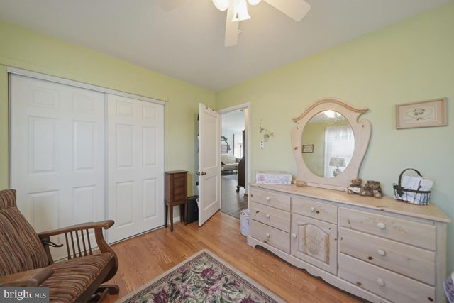 1323 MORTON AVE, Folsom, PA 19033