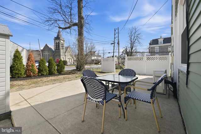 1323 MORTON AVE, Folsom, PA 19033