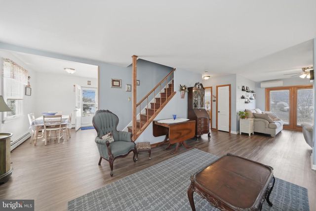 1323 MORTON AVE, Folsom, PA 19033