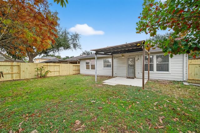 13510 Titus Point, Houston, TX 77085